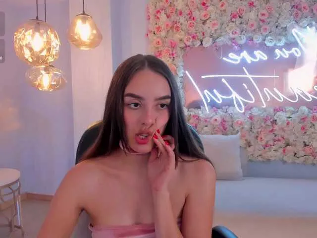 Live sex webcam photo for KaiaFerreira #290711832
