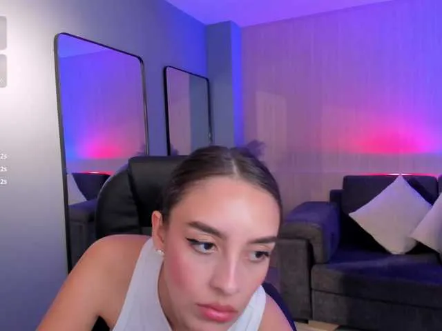 Live sex webcam photo for KaiaFerreira #291240473