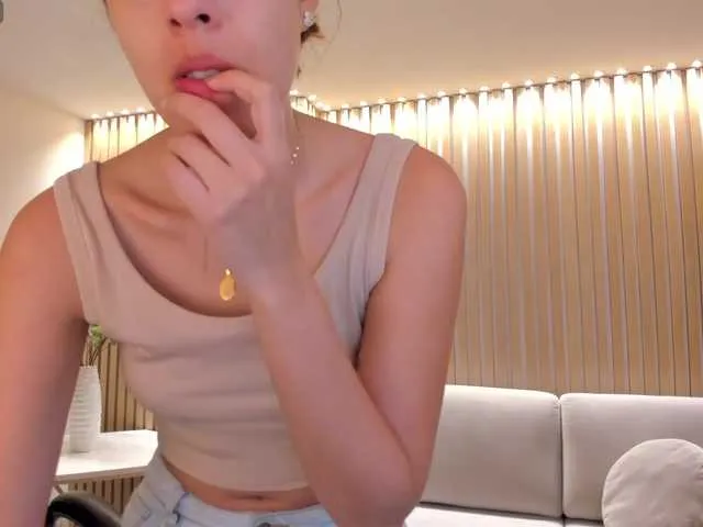Live sex webcam photo for KaiaFerreira #291318682