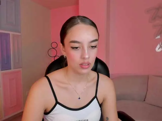 Live sex webcam photo for KaiaFerreira #291424701