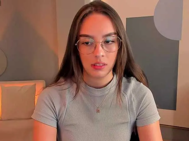 Live sex webcam photo for KaiaFerreira #291693457
