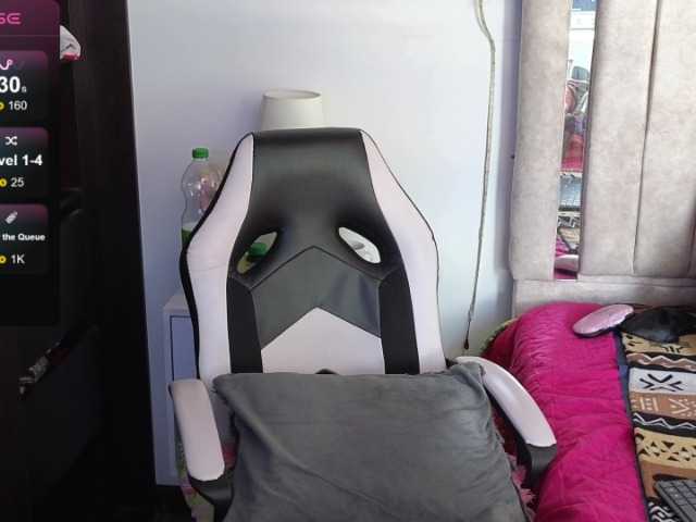 Live sex webcam photo for Kaily-jonness #278215538