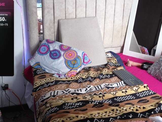 Live sex webcam photo for Kaily-jonness #278254095