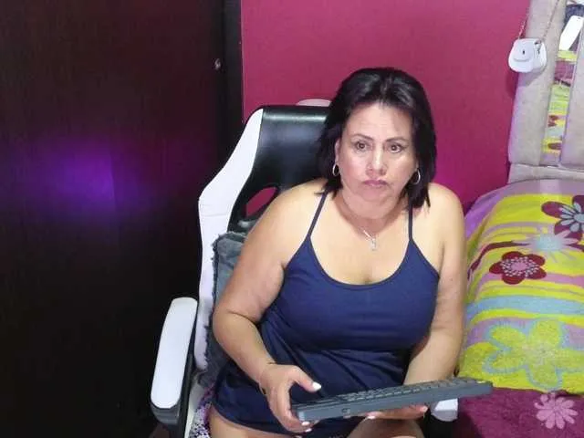 Live sex webcam photo for Kaily-jonness #290865134