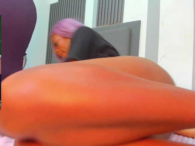 Live sex webcam photo for Kailyebony #275656629