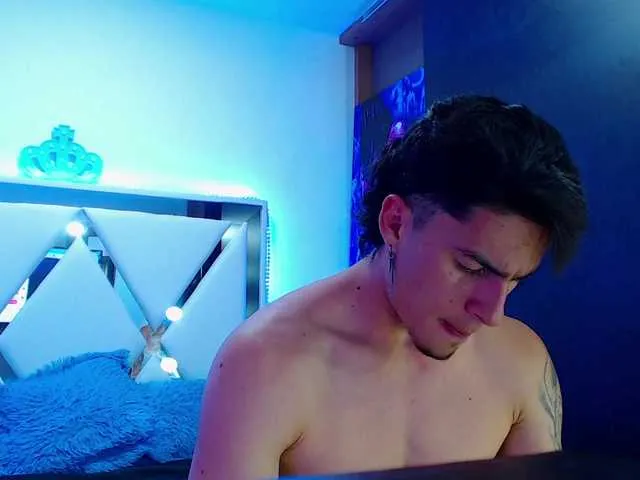 Live sex webcam photo for Kaizerbolton20 #276827816