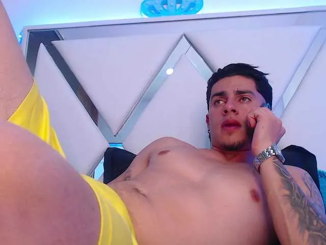 Live sex webcam photo for Kaizerbolton20 #276882864