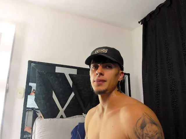 Live sex webcam photo for Kaizerbolton20 #276994568