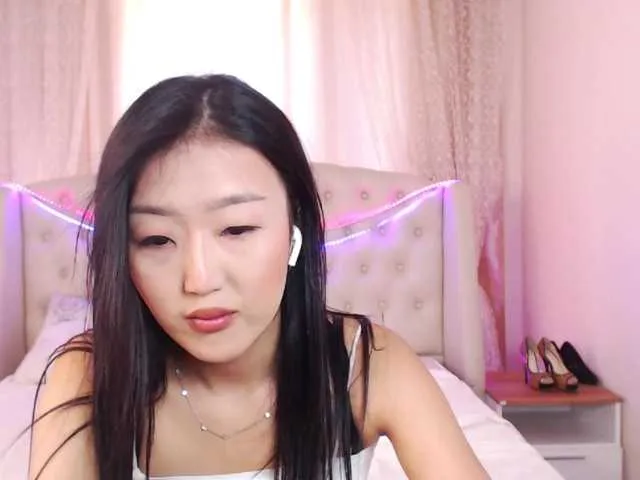 Live sex webcam photo for KaleeChase #274092171