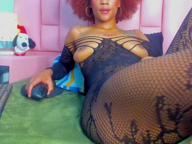 Live sex webcam photo for Kalynebrunet #288061542