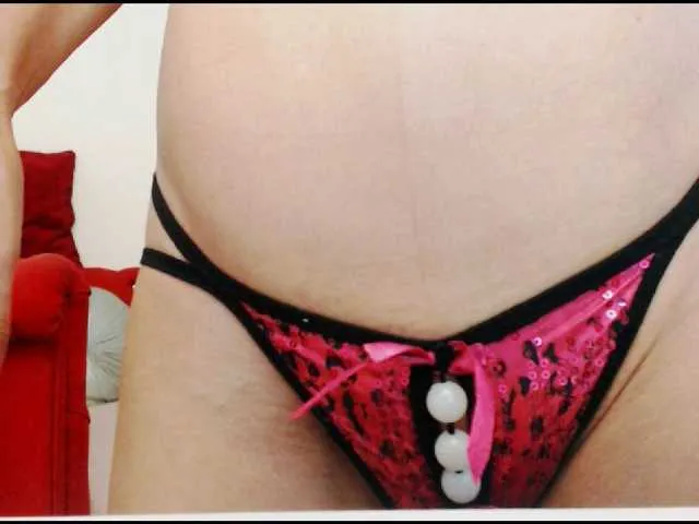 Live sex webcam photo for KalystaGreen #276933449