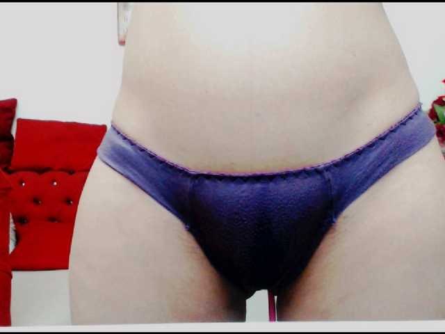 Live sex webcam photo for KalystaGreen #290736651