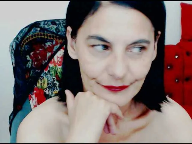 Live sex webcam photo for KalystaGreen #291726181