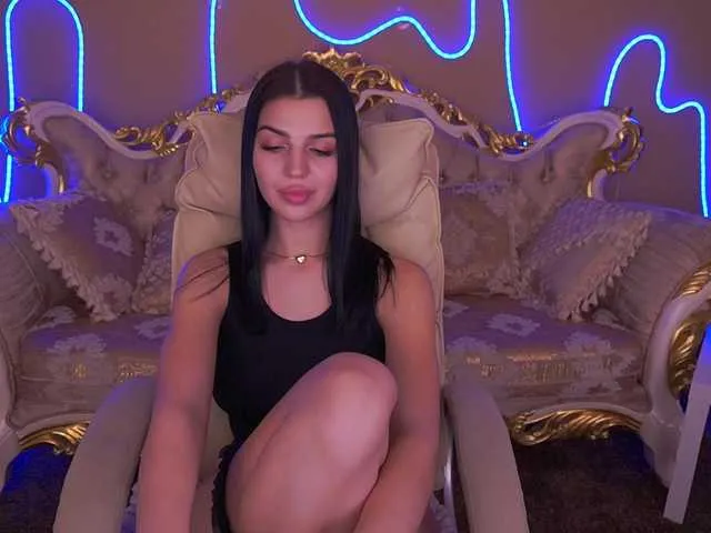 Live sex webcam photo for KamilaVibes #292159508