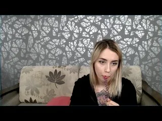 Live sex webcam photo for KaprinaGirrs #228103546