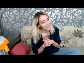 Live sex webcam photo for KaprinaGirrs #228684106