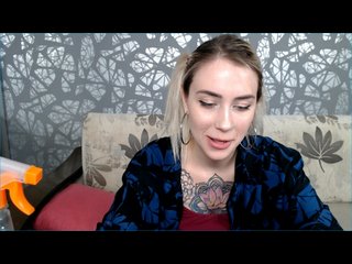 Live sex webcam photo for KaprinaGirrs #228706267