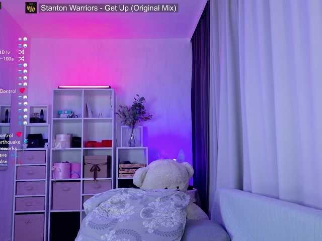 Live sex webcam photo for Karamelsw #291289733