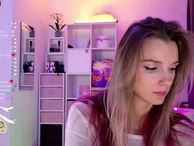 Live sex webcam photo for Karamelsw #291937568