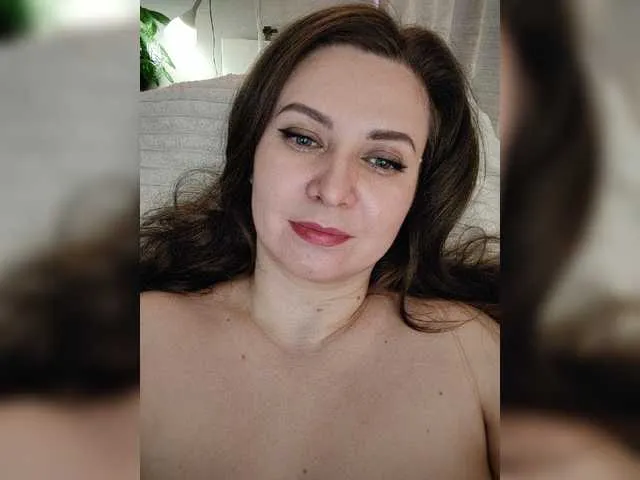 Live sex webcam photo for Karelochka #277760312