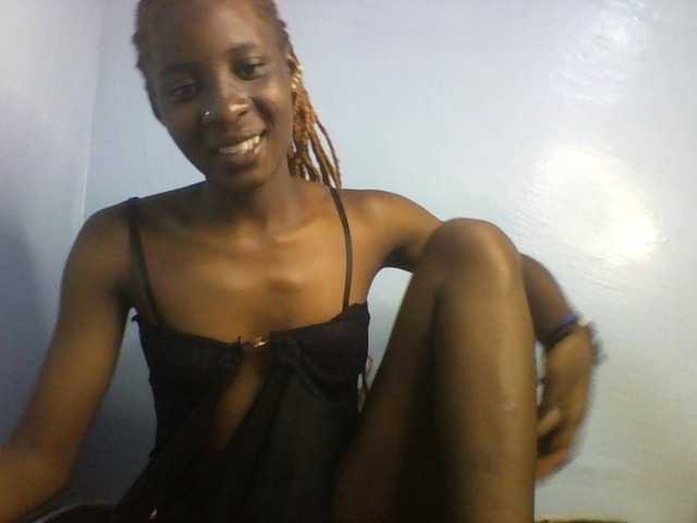 Live sex webcam photo for Karembo #294197183