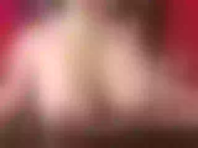 Live sex webcam photo for Karen-HornyMom #276032019