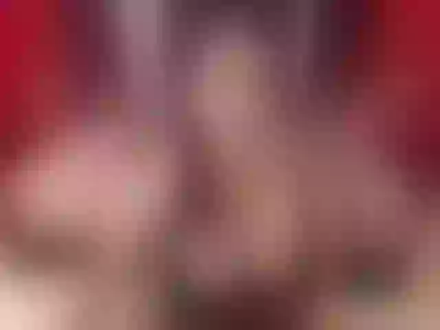 Live sex webcam photo for Karen-HornyMom #276044590