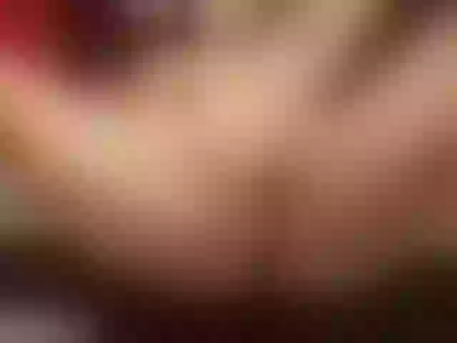Live sex webcam photo for Karen-HornyMom #276165610