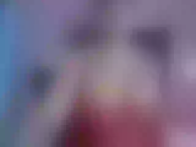 Live sex webcam photo for Karen-HornyMom #276832711