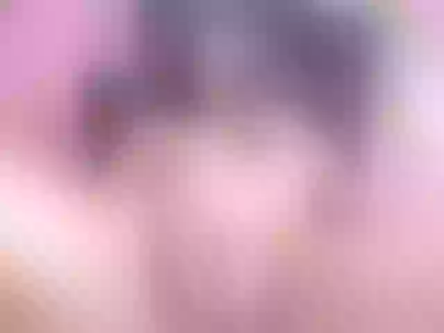 Live sex webcam photo for Karen-HornyMom #277050563