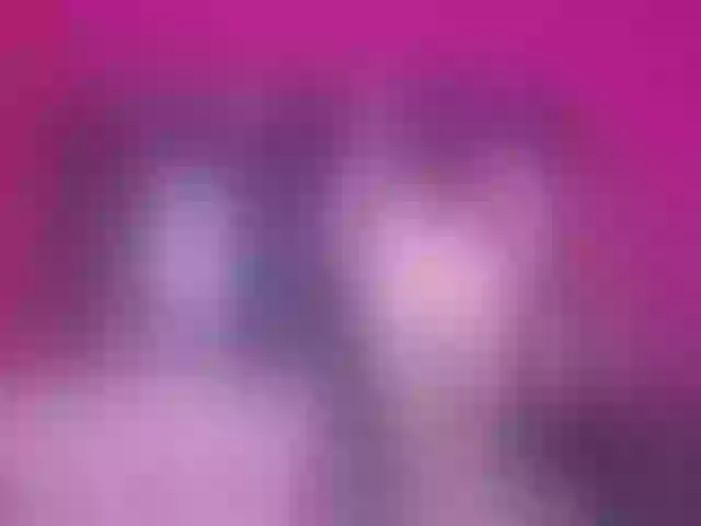 Live sex webcam photo for Karen-HornyMom #277251502