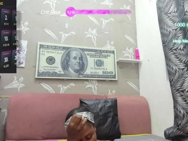 Live sex webcam photo for KarenBis #290631911