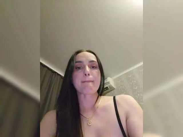 Live sex webcam photo for KarenClark #291162533