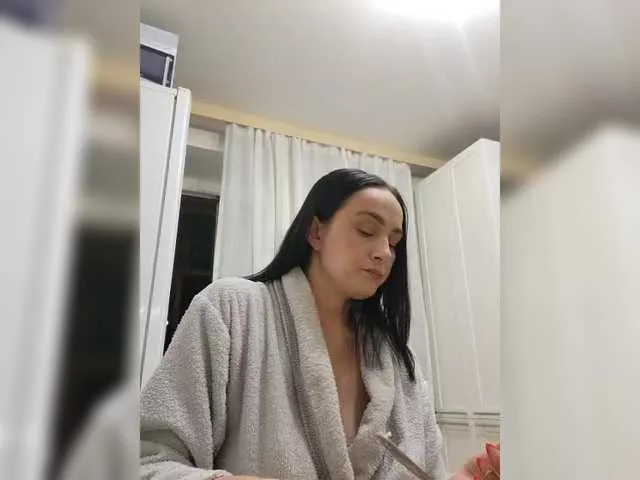 Live sex webcam photo for KarenClark #291516069