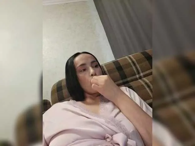 Live sex webcam photo for KarenClark #291812457