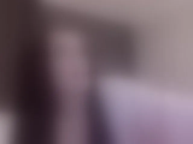 Live sex webcam photo for KarenClark #293444209
