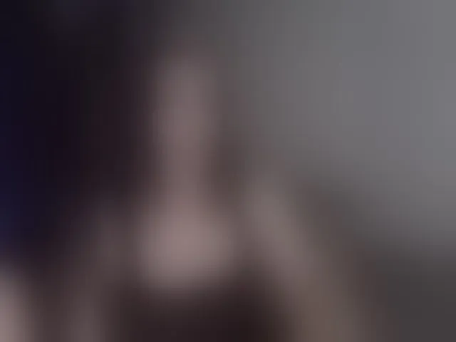 Live sex webcam photo for KarenClark #293569899