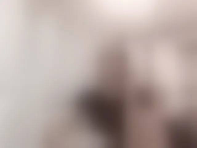Live sex webcam photo for KarenClark #293582877