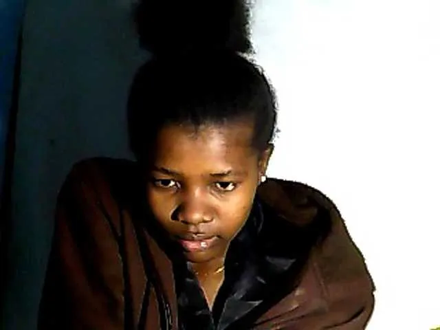 Live sex webcam photo for Karene-2 #291774659