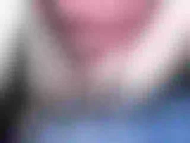 Live sex webcam photo for Karene-2 #292126217