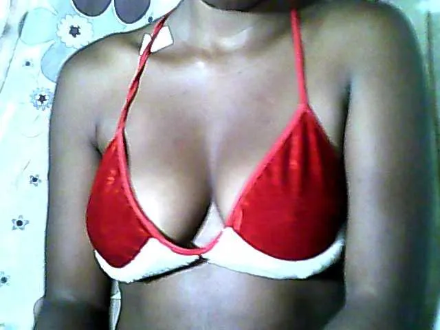 Live sex webcam photo for Karene-2 #292479584