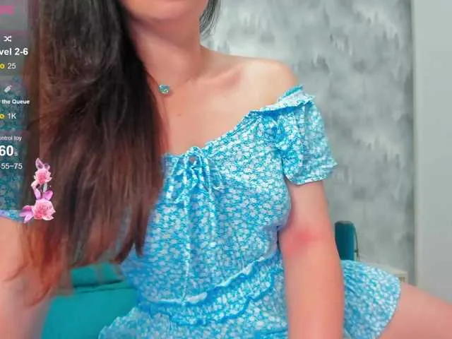 Live sex webcam photo for KariFlower #291602344