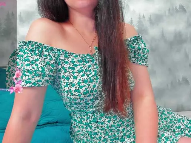 Live sex webcam photo for KariFlower #292162380