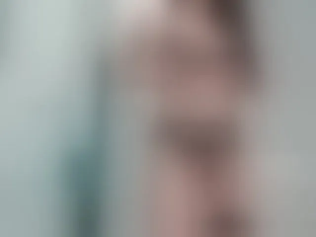 Live sex webcam photo for KariFlower #292539037