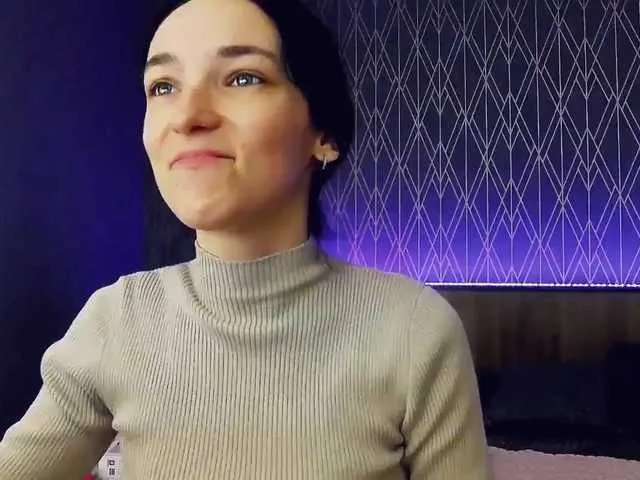 Live sex webcam photo for KariNeal #272146146