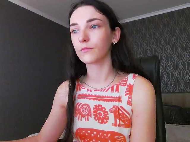 Live sex webcam photo for KariNeal #274209517