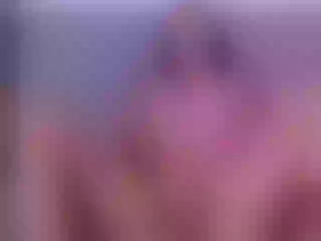 Live sex webcam photo for KarinGrey #275586582
