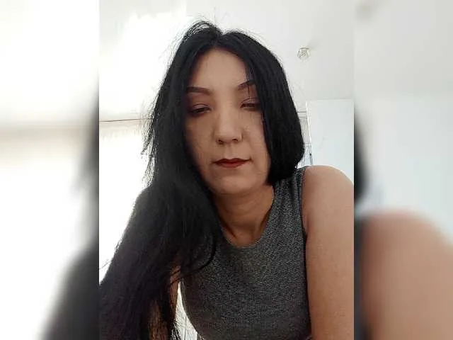 Live sex webcam photo for Karina098 #272604343