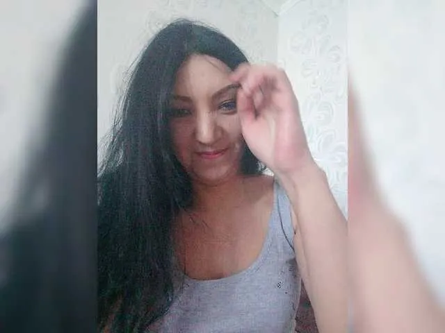 Live sex webcam photo for Karina098 #273090093
