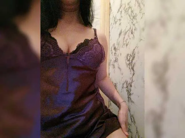 Live sex webcam photo for Karina098 #273424452